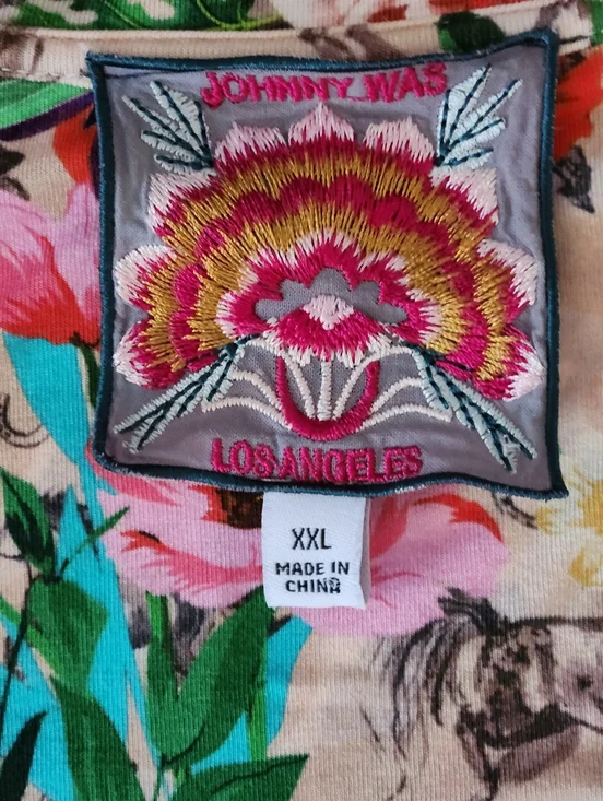 The Janie Lace Garden Favorite Short Sleeve V‑Neck Swing Tee Size XXL - Picture 7 of 14